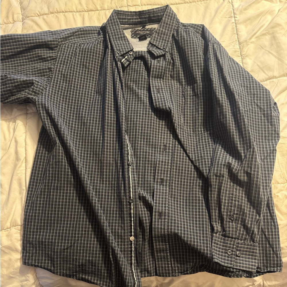 Ariat Men's Blue Checkered Casual Button Down Shirt